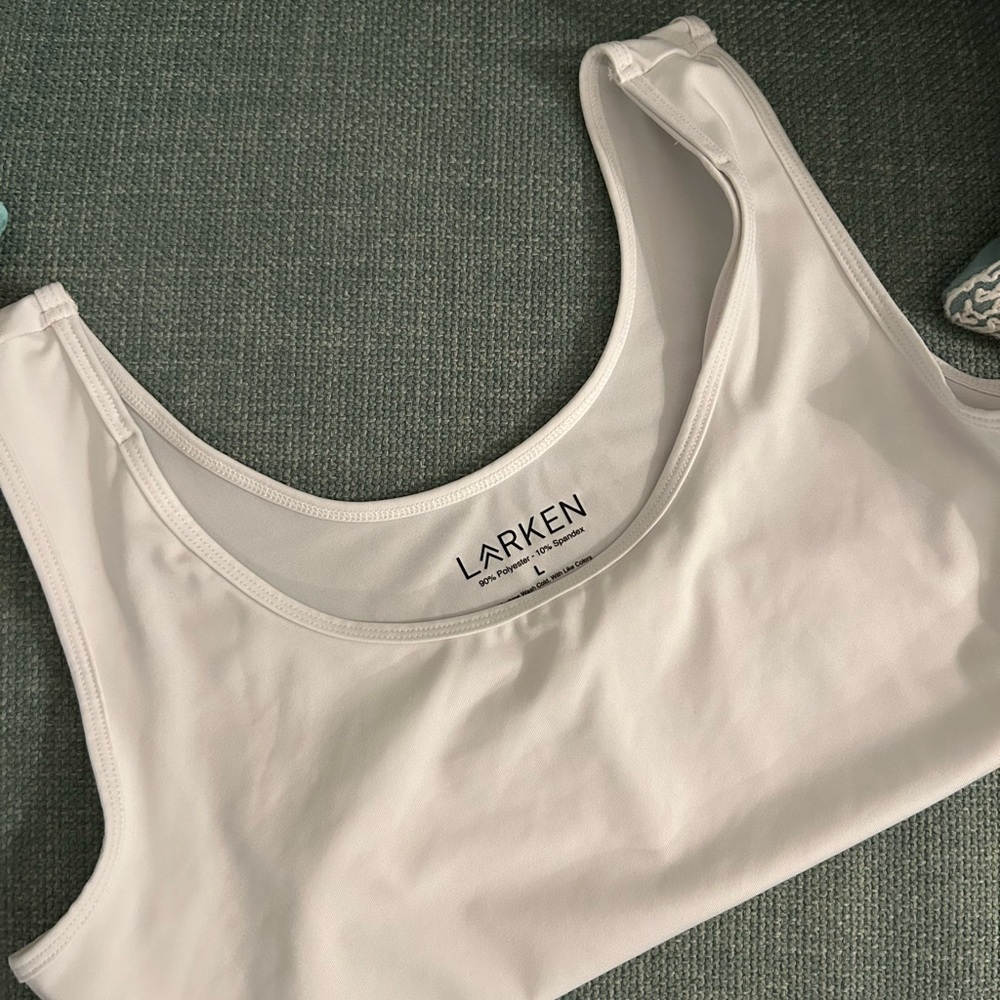 The Larken X nursing and pumping bra L